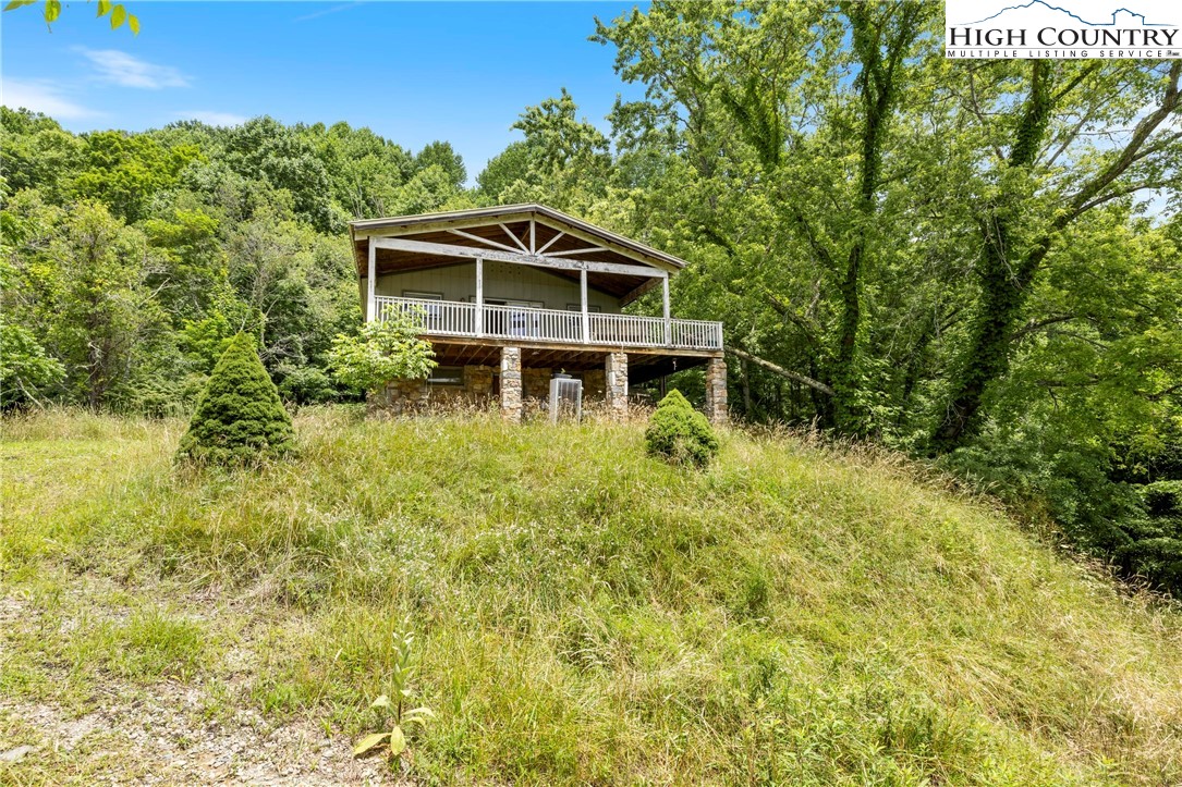 411 Will Perry Road Vilas, NC 28692 - Photo 14 of 14 Gallery Image 14