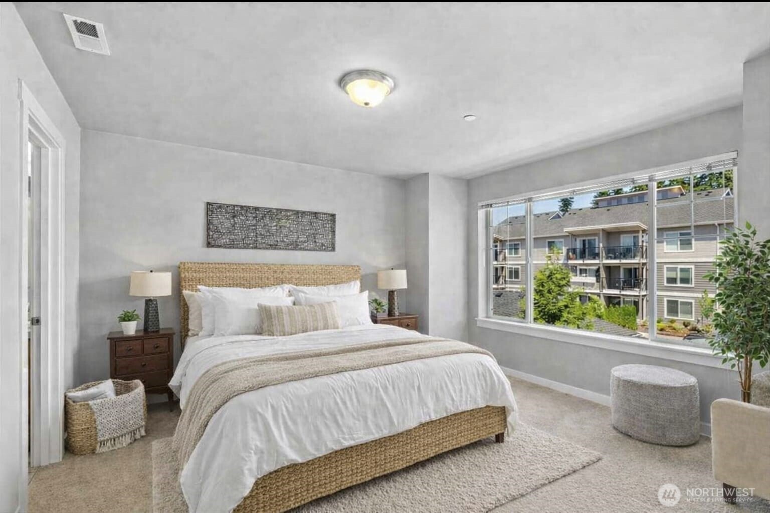 19102 20th Drive Southeast, Unit I104 Bothell, WA 98012 - Photo 4 of 15