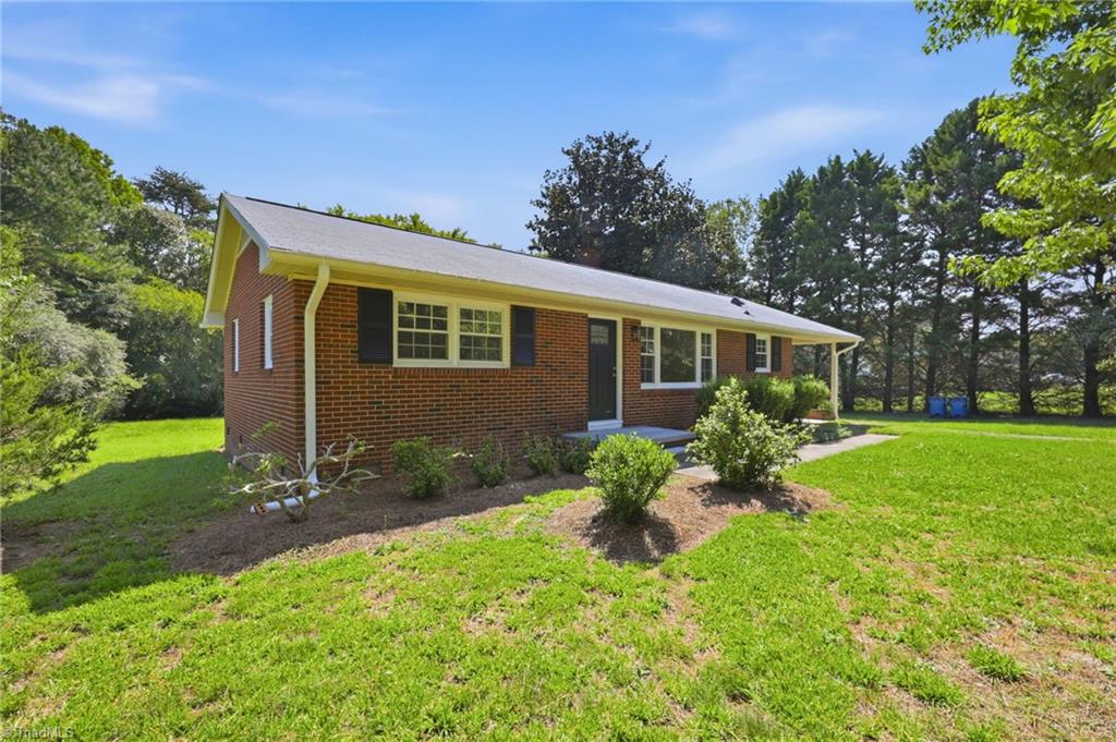 231 Dodson Road Mebane, NC 27302 - Photo 2 of 32 Gallery Image 2