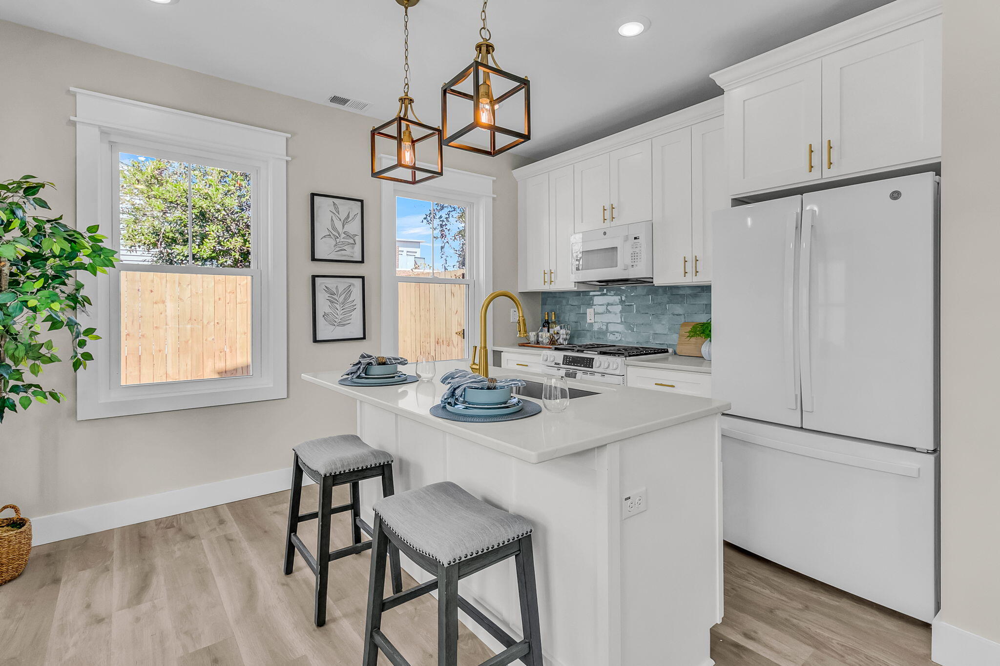 6-6.5 Addison Street Charleston, SC 29403 - Photo 26 of 52 ADU Kitchen