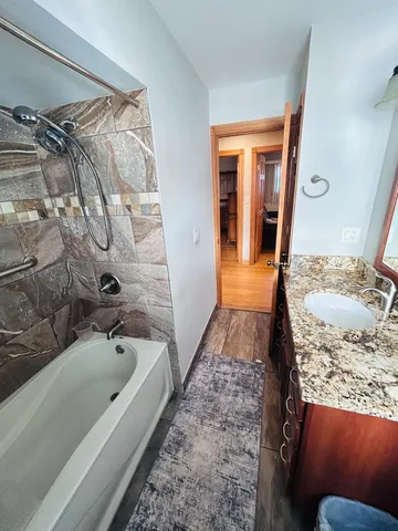 $3,500 | 8500 West Winona Street, Chicago, IL 60656