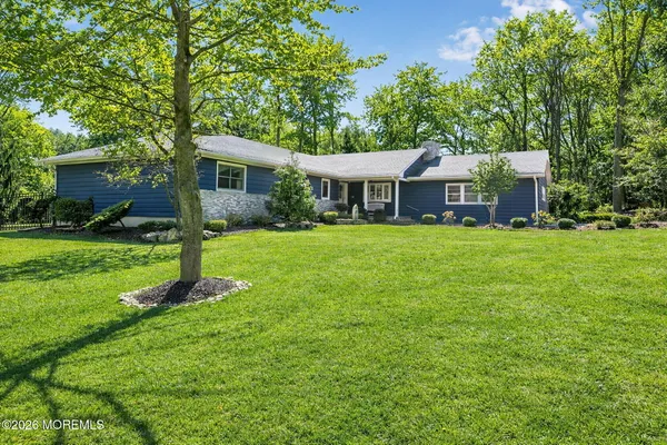 $1,199,999 | 12 Crest Drive, Colts Neck, NJ 07722