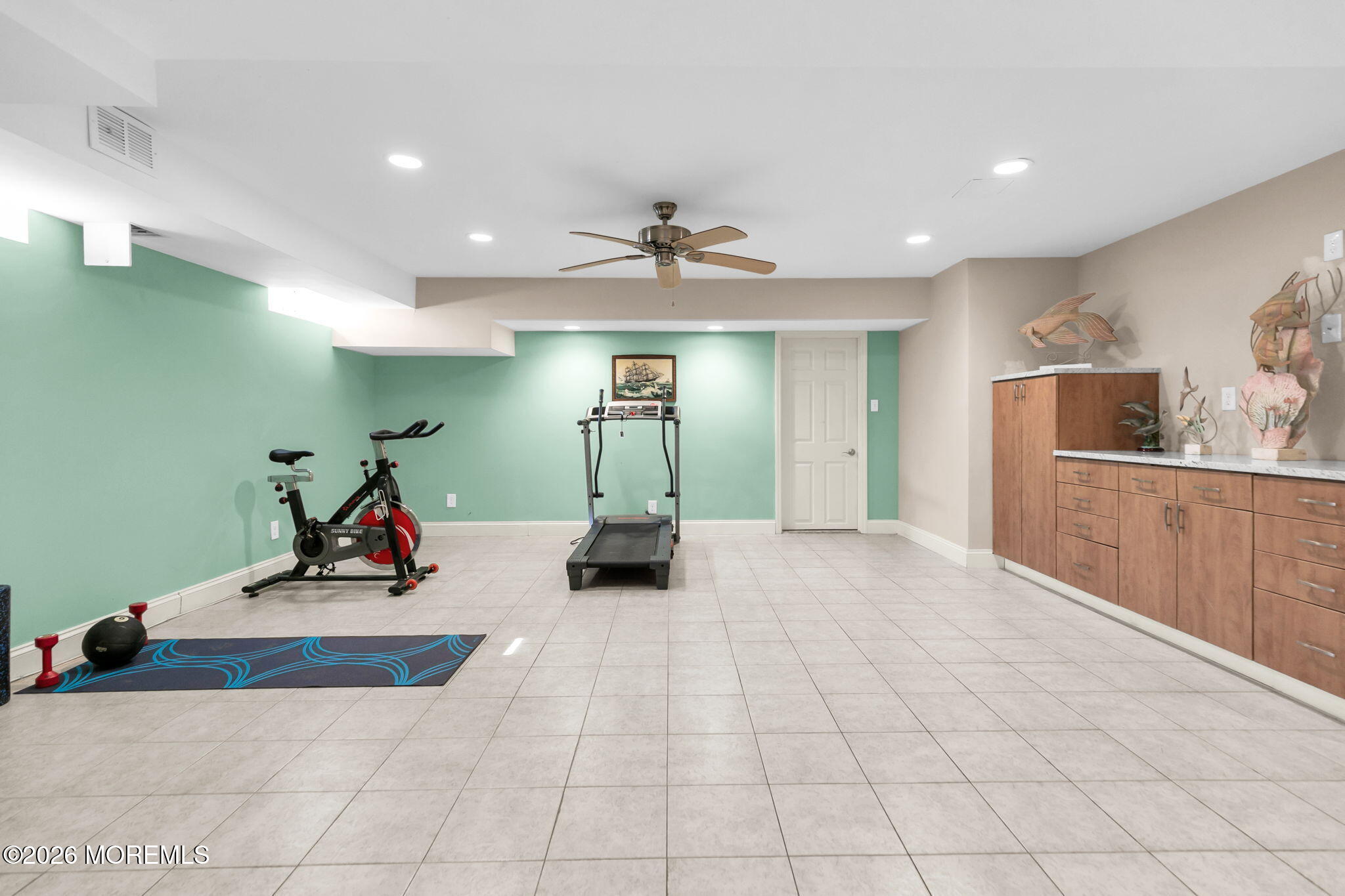 12 Crest Drive Colts Neck, NJ 07722 - Photo 45 of 77 64-web-or-mls-4M3A1678