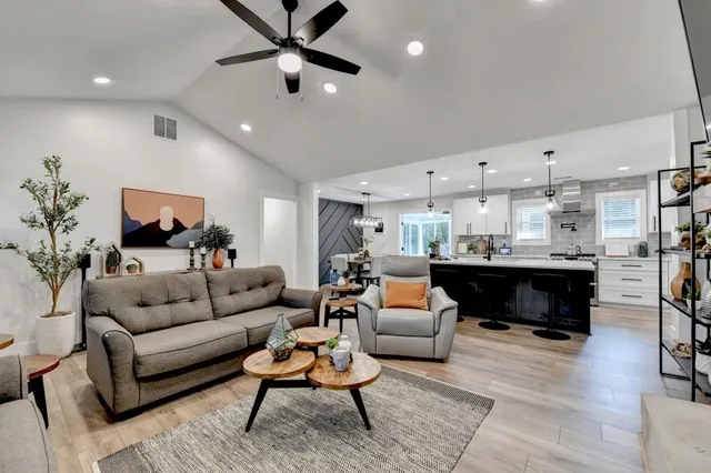 $465,000 | 5441 East Main Street, Flowery Branch, GA 30542