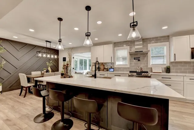 $465,000 | 5441 East Main Street, Flowery Branch, GA 30542