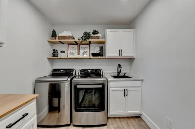 $465,000 | 5441 East Main Street, Flowery Branch, GA 30542