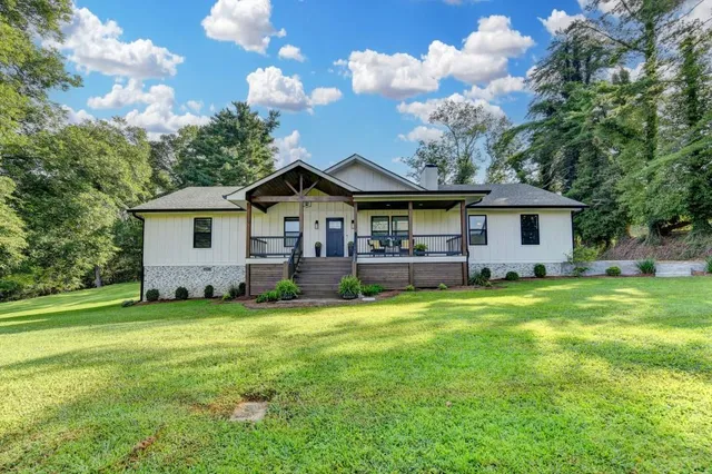 $465,000 | 5441 East Main Street, Flowery Branch, GA 30542