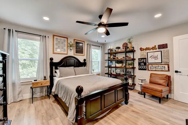 $465,000 | 5441 East Main Street, Flowery Branch, GA 30542