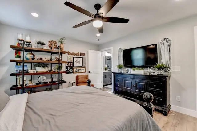 $465,000 | 5441 East Main Street, Flowery Branch, GA 30542