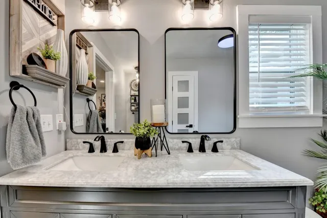 $465,000 | 5441 East Main Street, Flowery Branch, GA 30542