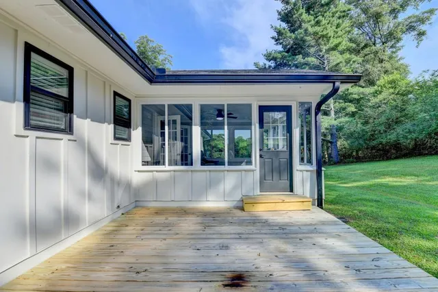 $465,000 | 5441 East Main Street, Flowery Branch, GA 30542