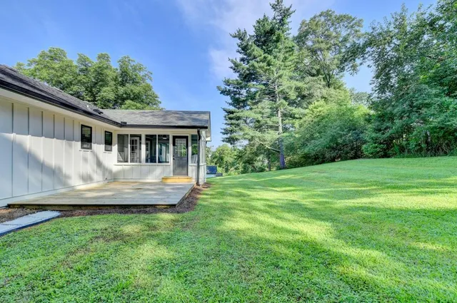 $465,000 | 5441 East Main Street, Flowery Branch, GA 30542