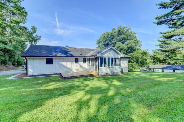 $465,000 | 5441 East Main Street, Flowery Branch, GA 30542