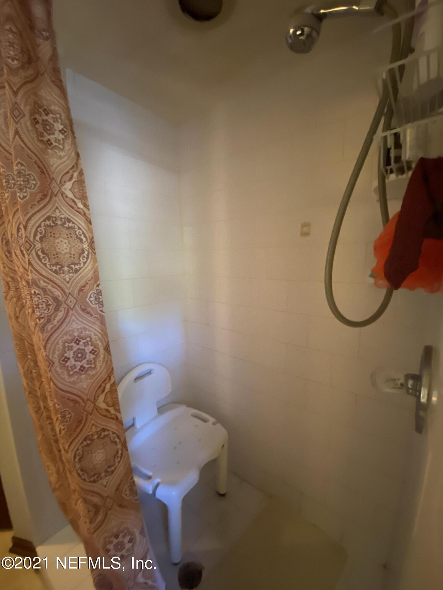 8219 Crosswind Road Jacksonville, FL 32244 - Photo 13 of 26 Master shower