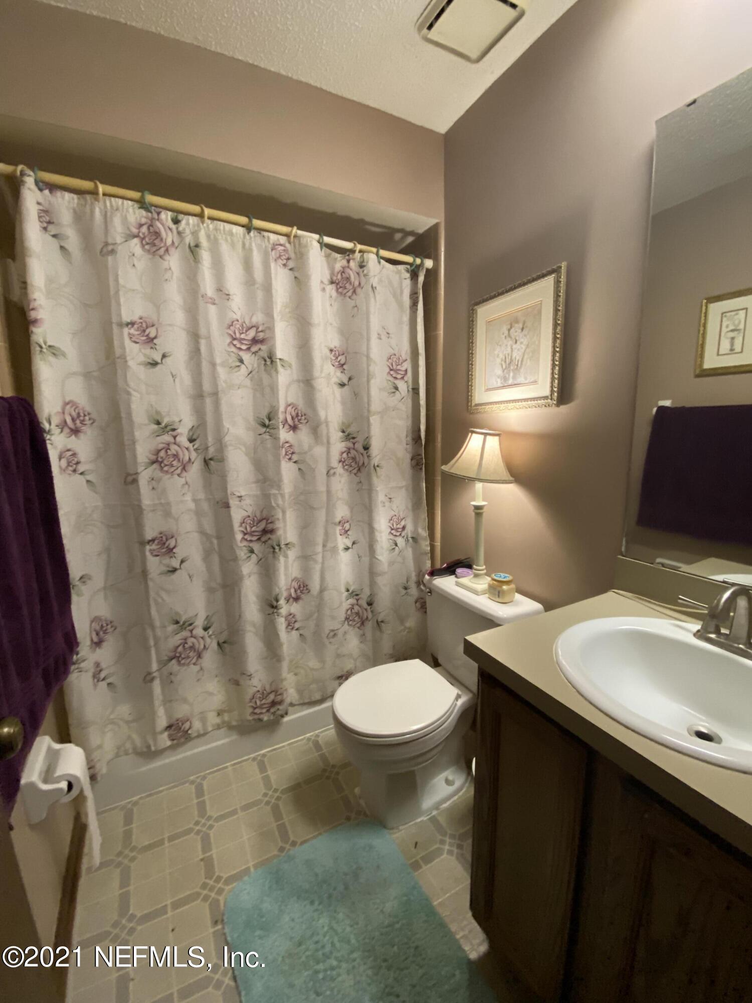 8219 Crosswind Road Jacksonville, FL 32244 - Photo 18 of 26 Guest Bathroom