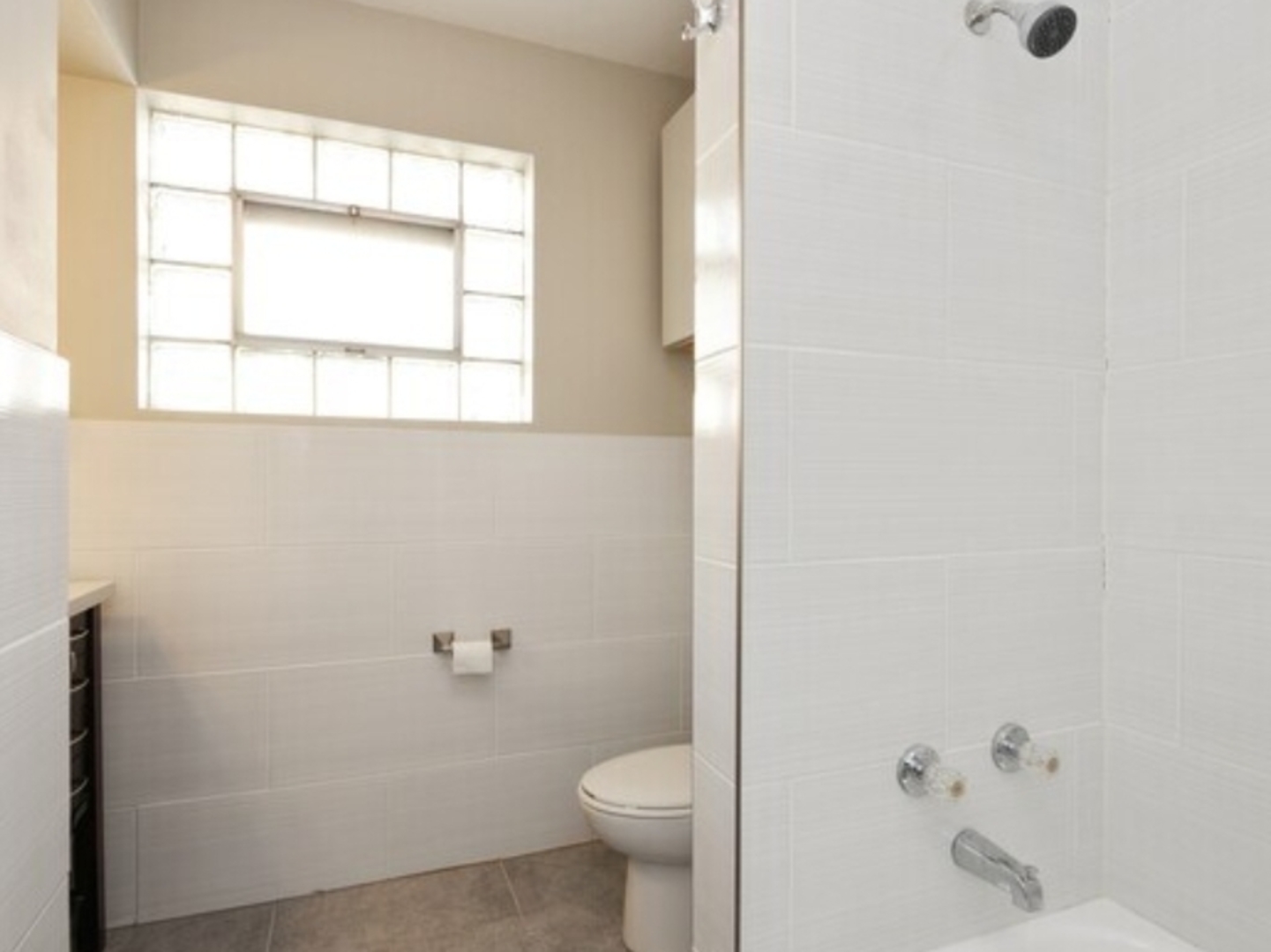 134 Callan Avenue, Unit 2 Evanston, IL 60202 - Photo 9 of 12