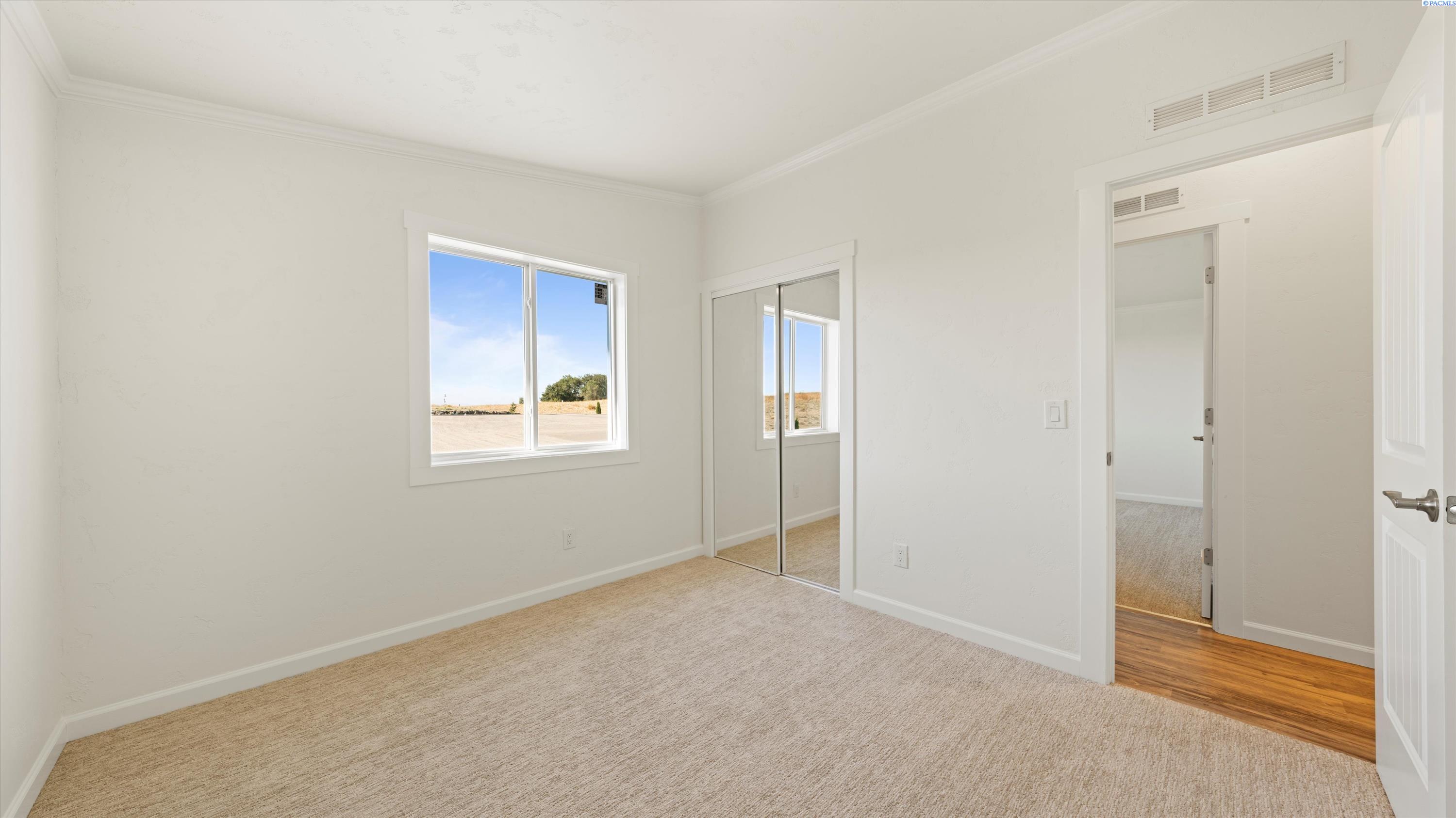 94 Dusty Road Burbank, WA 99323 - Photo 16 of 48 Gallery Image 16