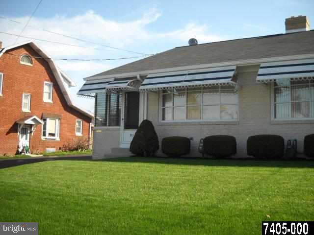 972 Baltimore Street Hanover, PA 17331 - Photo 3 of 25 Gallery Image 3