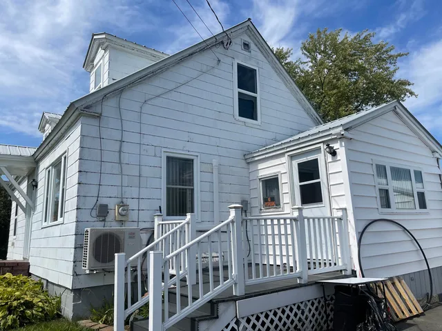 $119,900 | 13 Vernon Street, Limestone, ME 04750