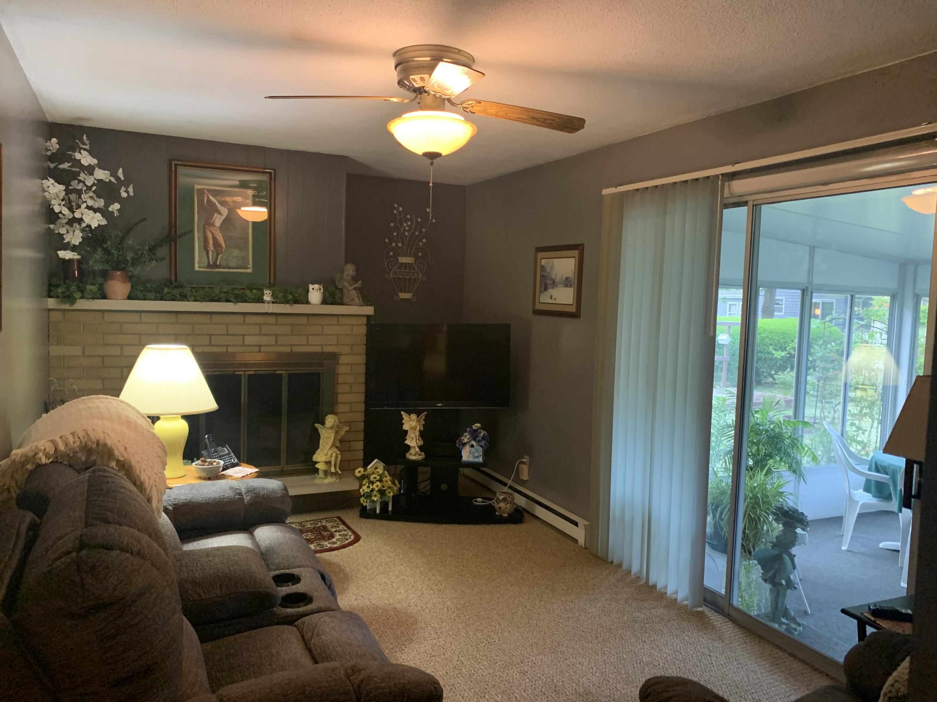 4235 Monica Road Stevensville, MI 49127 - Photo 7 of 26 FAMILY ROOM