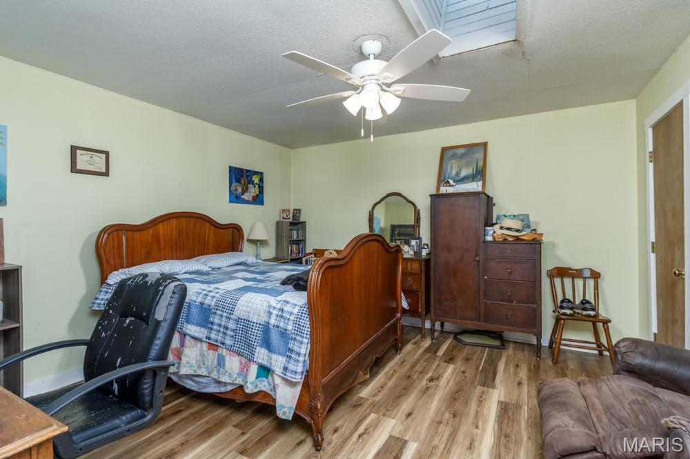 17944 Bobwhite Road Crocker, MO 65452 - Photo 7 of 26