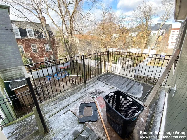 $8,000 | 89 Cedar Street, Unit 2, Boston, MA 02119