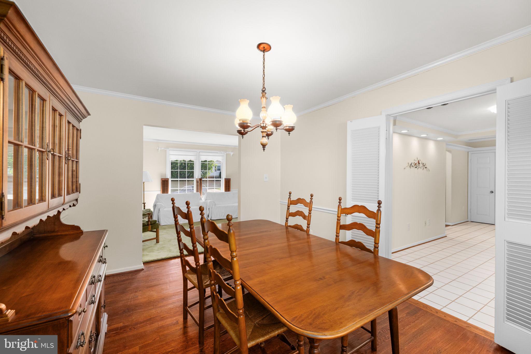 8220 Smithfield Avenue Springfield, VA 22152 - Photo 13 of 63 Dining Room