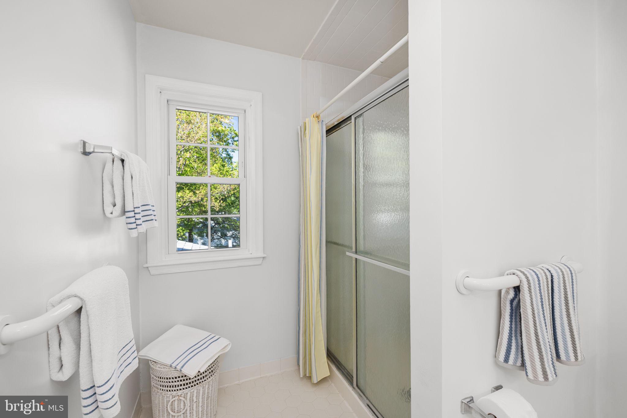 8220 Smithfield Avenue Springfield, VA 22152 - Photo 41 of 63 Spacious primary bath