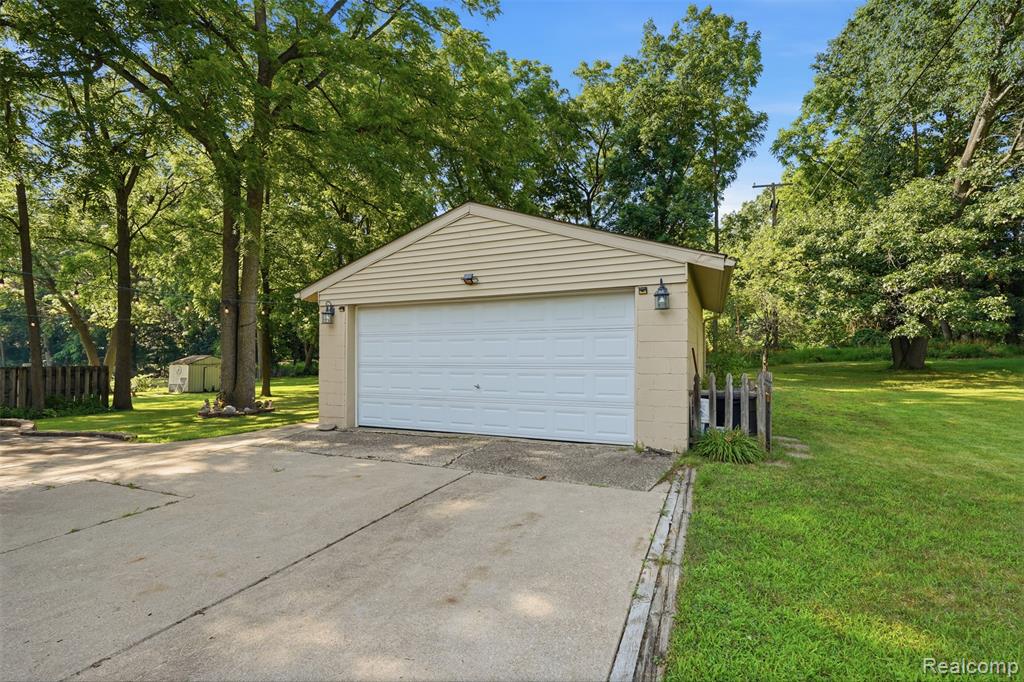 608 Snyder Road Highland, MI 48357 - Photo 22 of 22