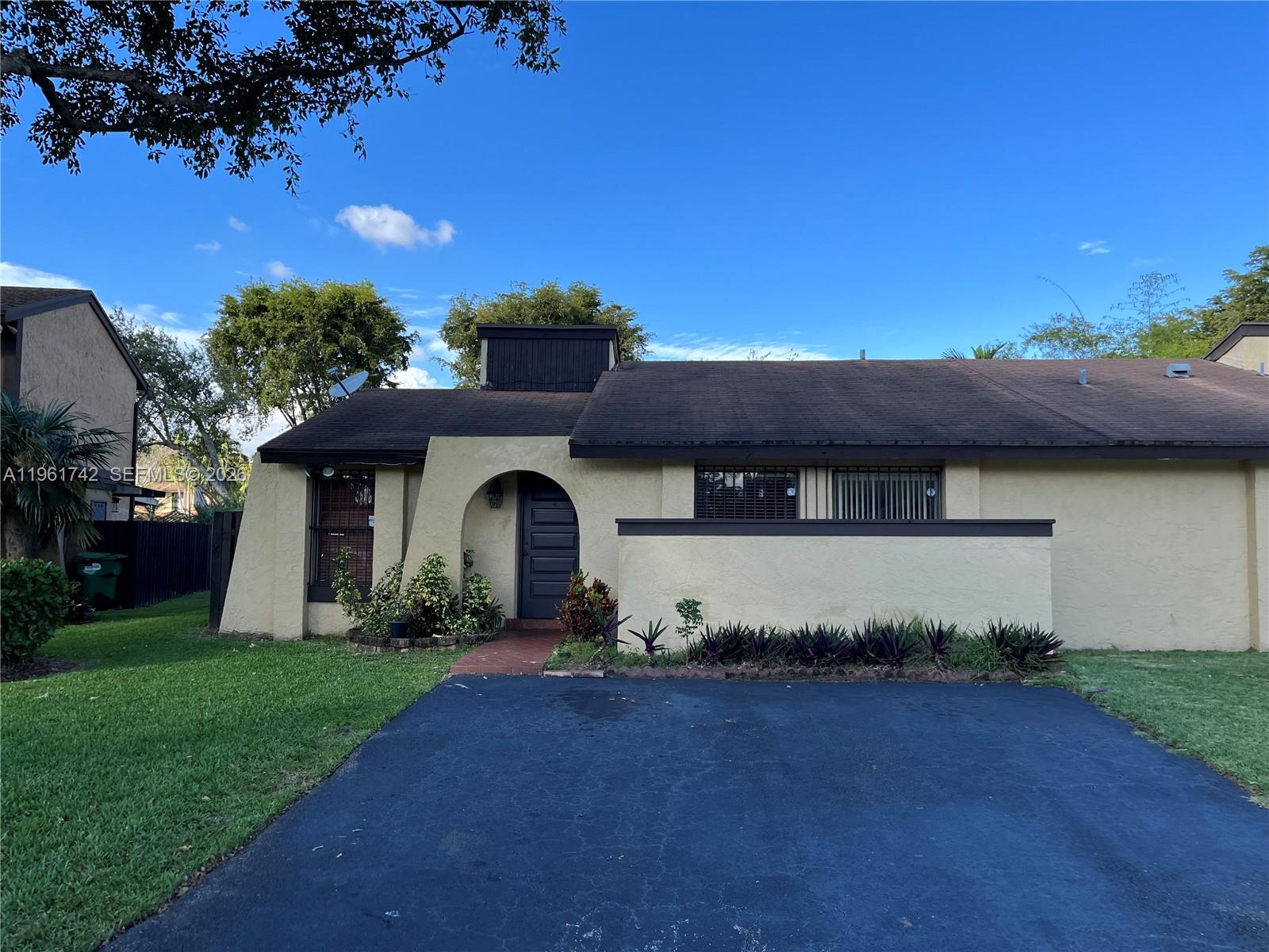 12713 Southwest 70th Lane Miami, FL 33183 - Photo 2 of 14