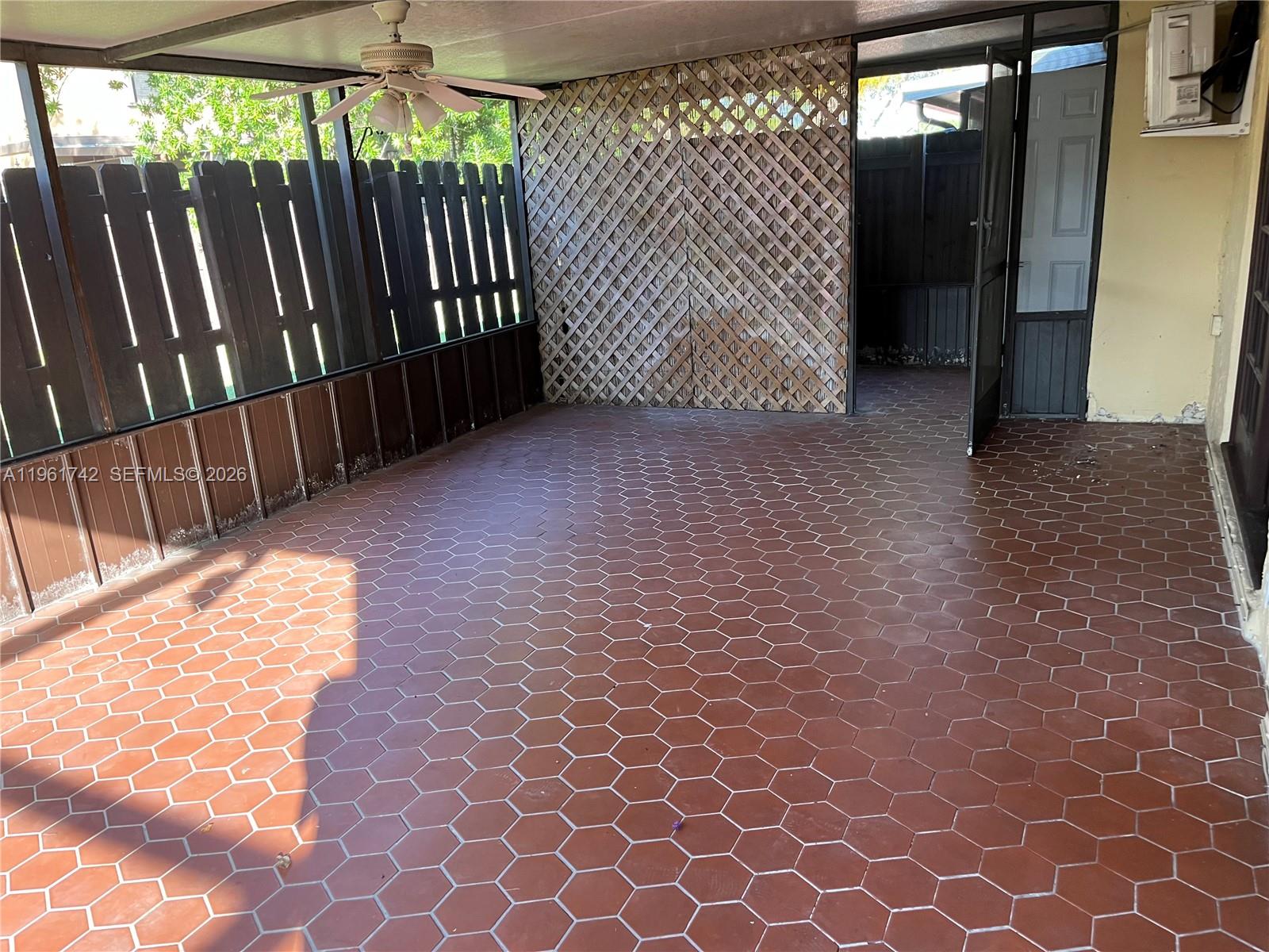 12713 Southwest 70th Lane Miami, FL 33183 - Photo 9 of 14