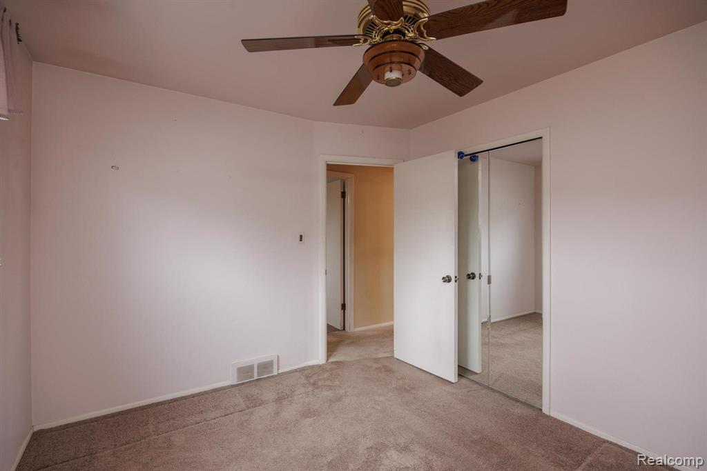 5121 McKinley Road Warren, MI 48091 - Photo 17 of 44 Gallery Image 17