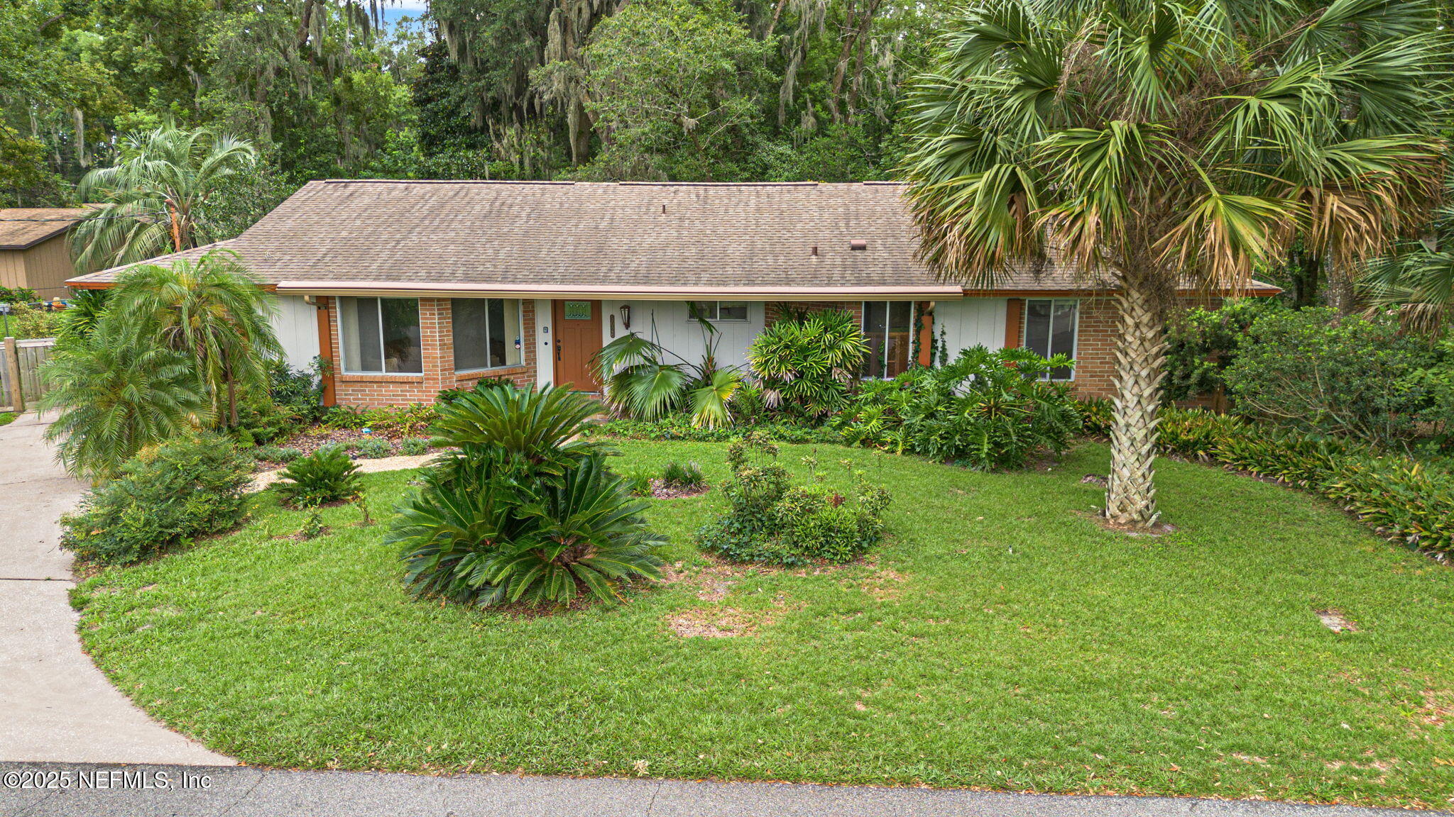 5026 Degrove Road Jacksonville, FL 32207 - Photo 2 of 31 Aerial Front View