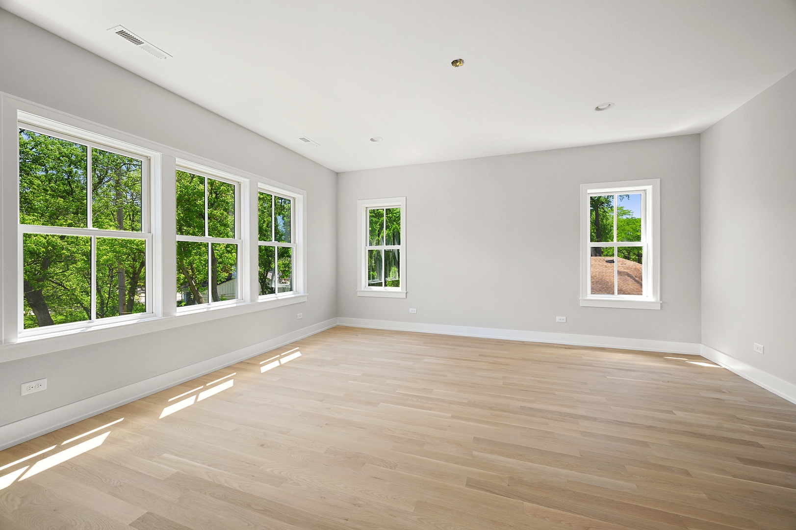 540 Locust Road Wilmette, IL 60091 - Photo 22 of 43