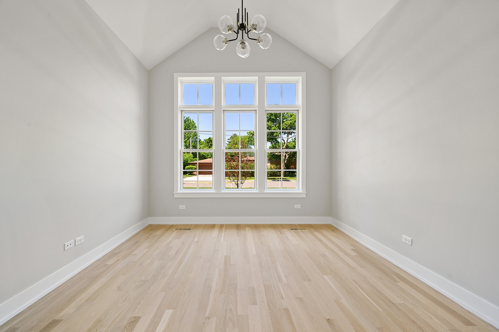 540 Locust Road Wilmette, IL 60091 - Photo 5 of 43