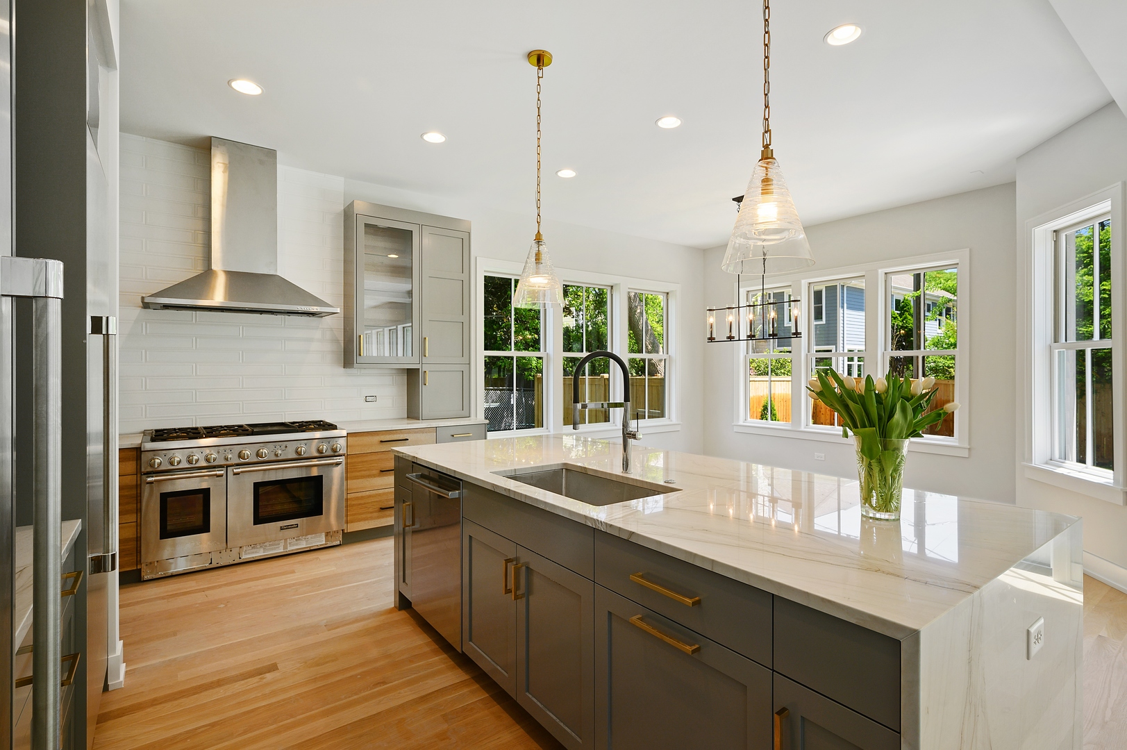 540 Locust Road Wilmette, IL 60091 - Photo 8 of 43