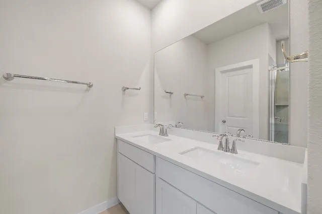 $299,000 | 260 Little Grn Trail, Jarrell, TX 76537