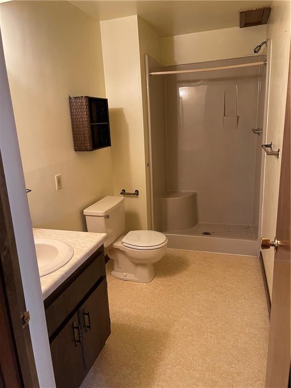 420 Kelly Road Washington, PA 15301 - Photo 16 of 25 Gallery Image 16