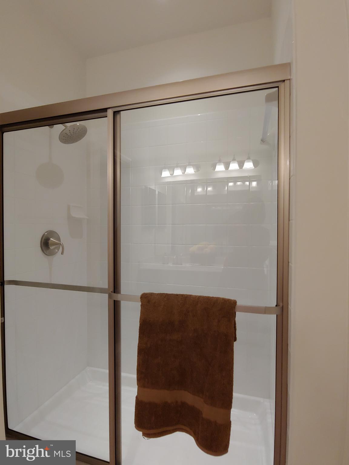 619 Leight Road Abingdon, MD 21009 - Photo 6 of 14 Master bath