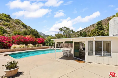 $2,988,000 | 6005 Paseo Cyn Drive, Malibu, CA 90265