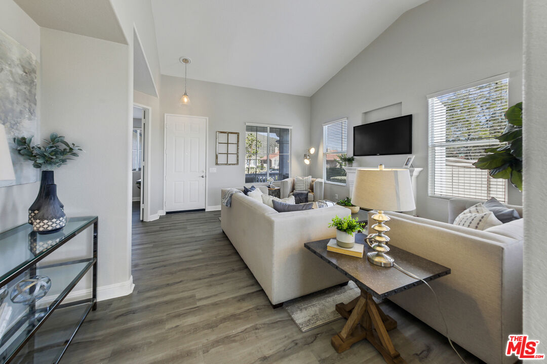 28845 Raintree Drive Menifee, CA 92584 - Photo 5 of 25 Gallery Image 5