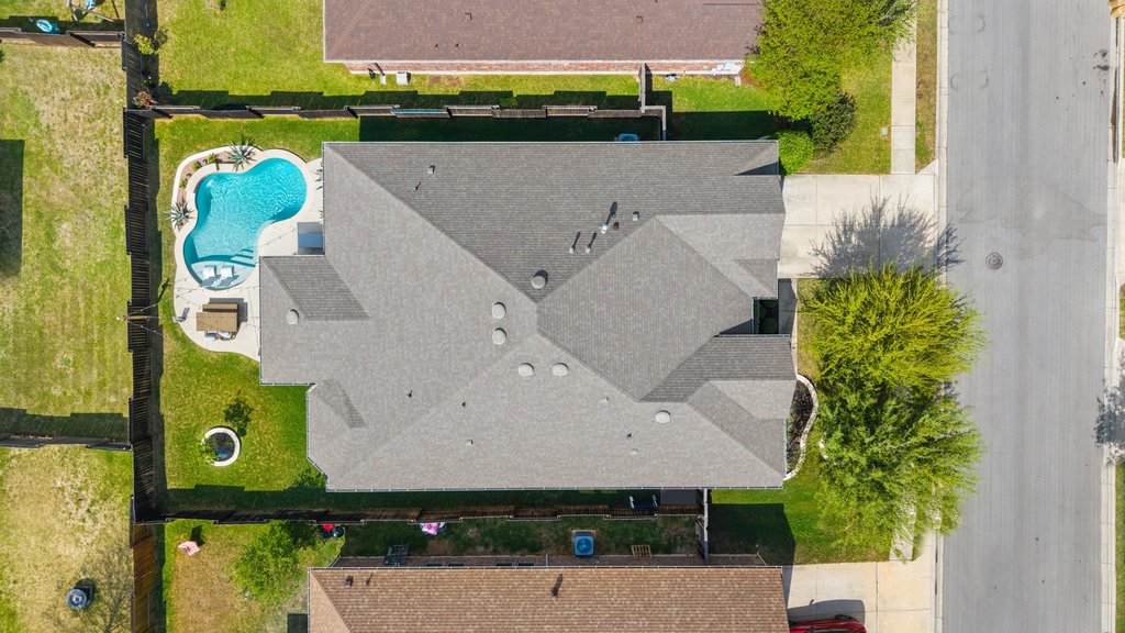 13808 Field Stream Lane Manor, TX 78653 - Photo 37 of 39 Bird's eye view of a pool area