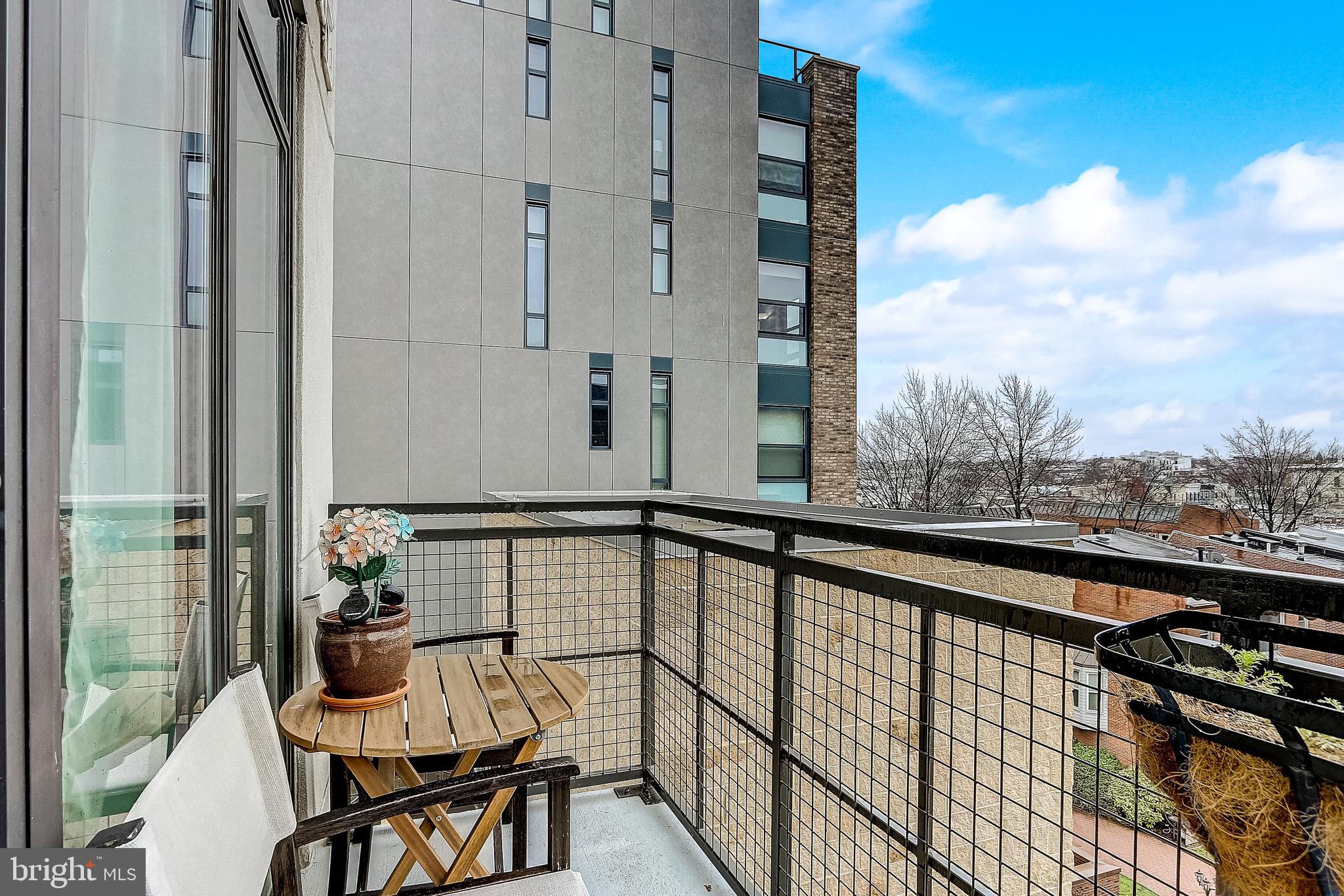 301 H Street Northeast, Unit 403 Washington, DC 20002 - Photo 19 of 31