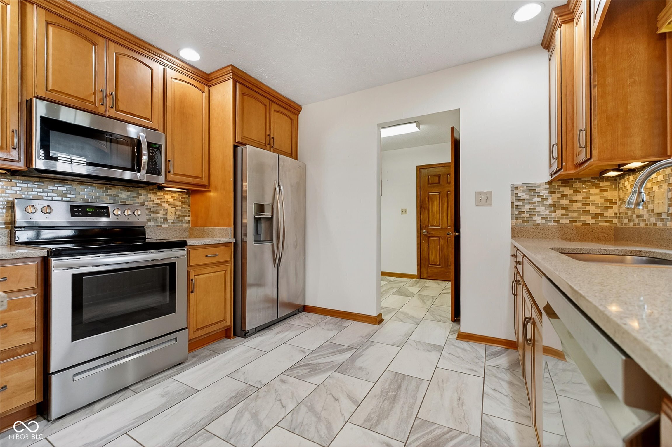 2270 Smith Road Plainfield, IN 46168 - Photo 10 of 40