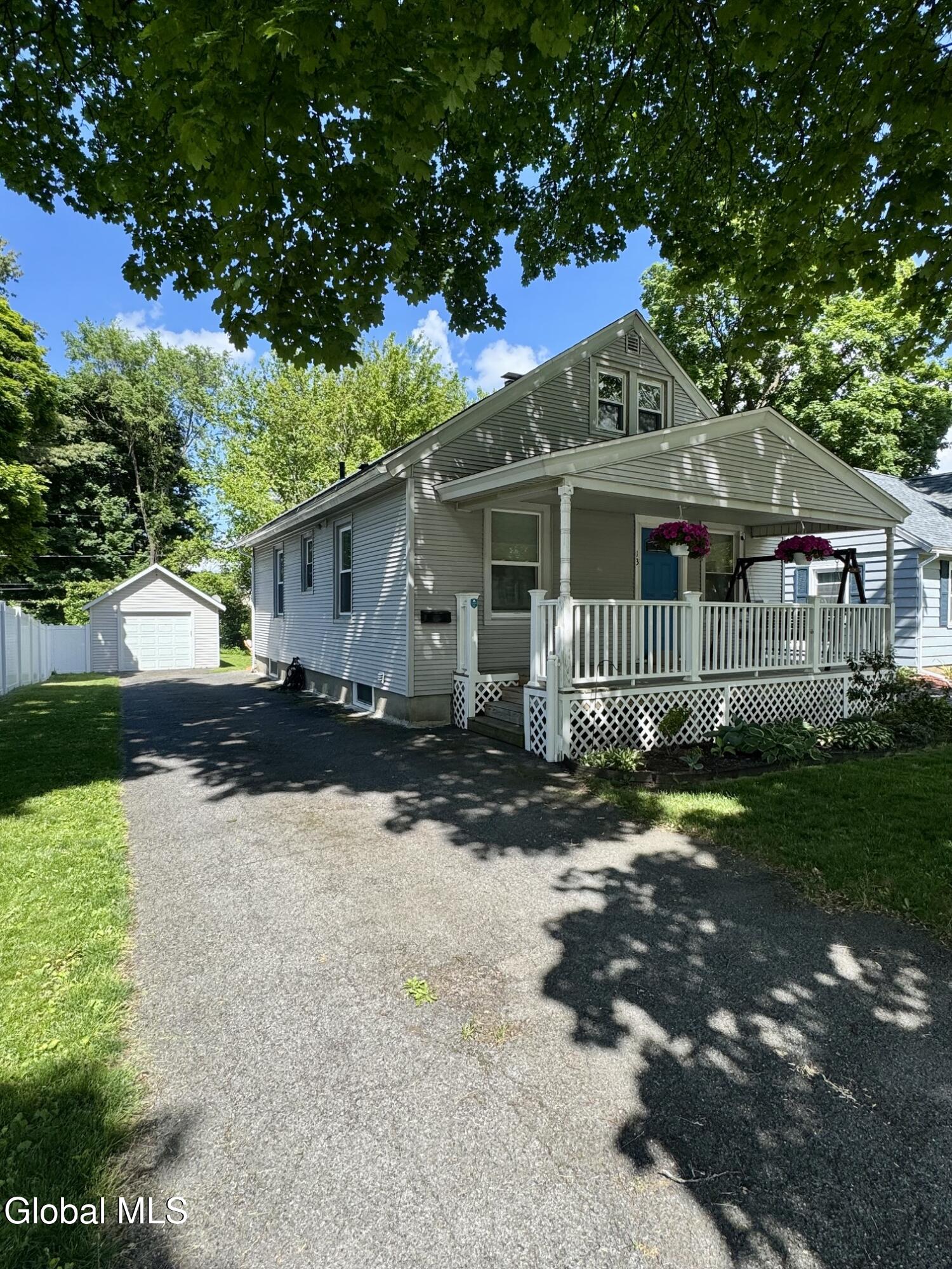 13 Knickerbocker Road Scotia, NY 12302 - Photo 21 of 23 IMG_1447