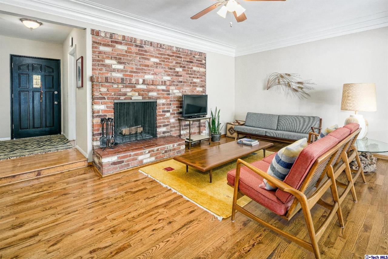 4385 El Prieto Road Altadena, CA 91001 - Photo 3 of 44 Additional Photo