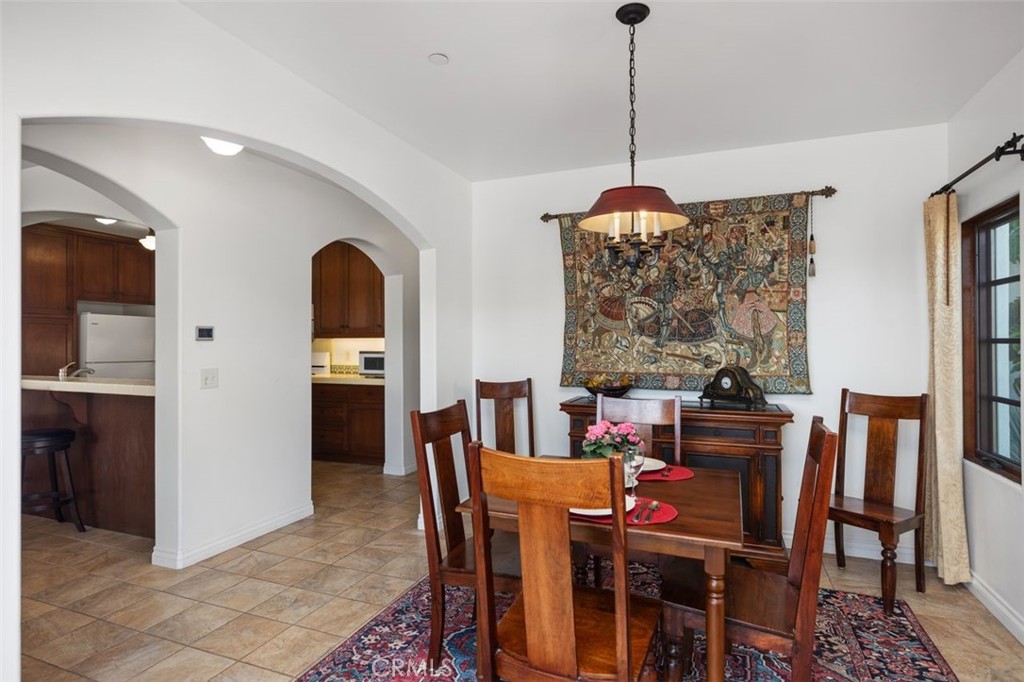 240 Avenida Rosa, Unit B San Clemente, CA 92672 - Photo 14 of 31 Dining area looking towards kitchen.