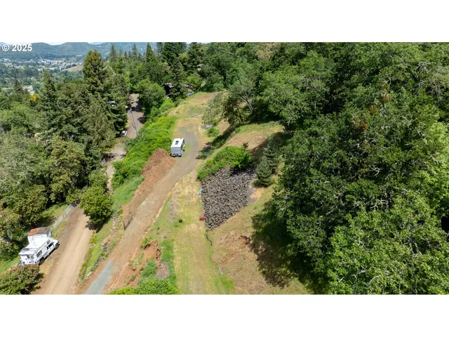$55,000 | 679 Southeast Fisher Drive, Roseburg, OR 97470