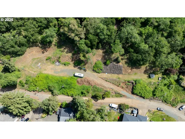 $55,000 | 679 Southeast Fisher Drive, Roseburg, OR 97470
