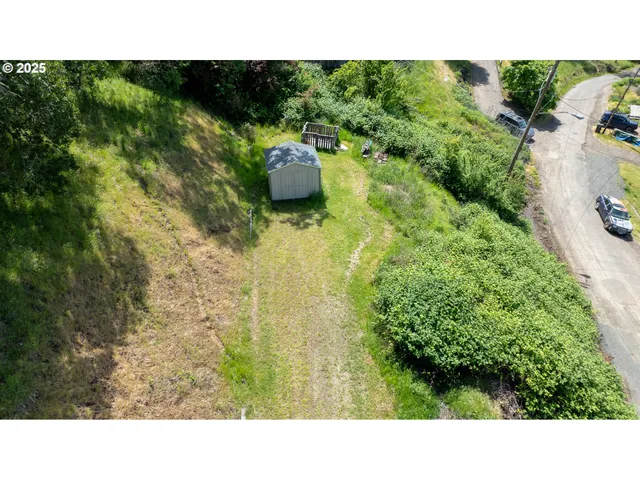 $55,000 | 679 Southeast Fisher Drive, Roseburg, OR 97470